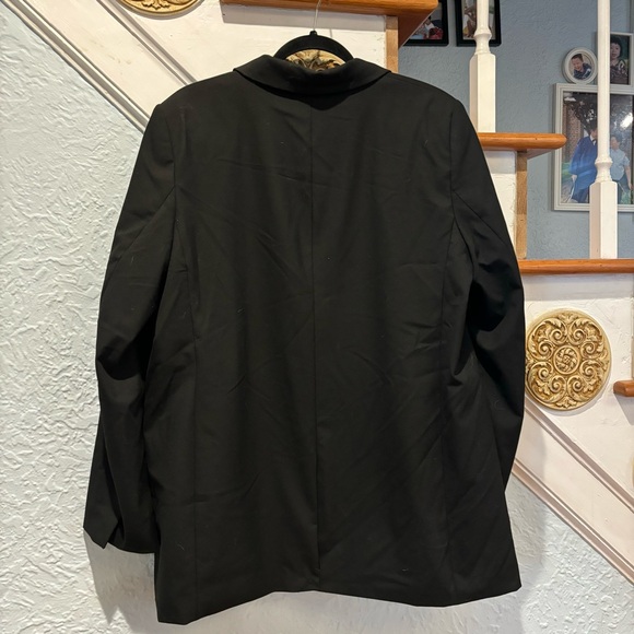 Oversized Black Blazer - Picture 2 of 5